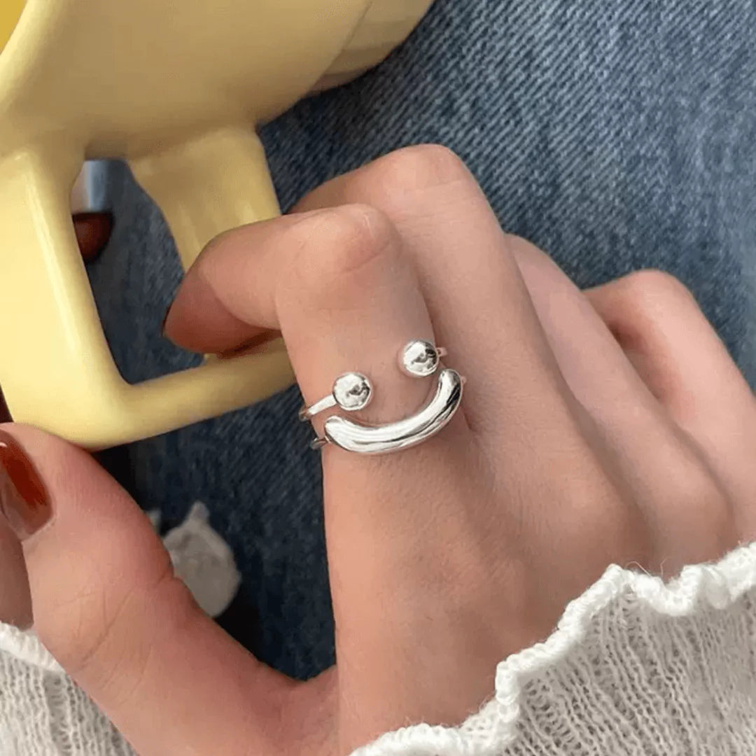 Smiley Ring